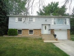 Pre-foreclosure in  189TH PL Country Club Hills, IL 60478