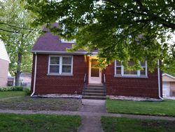 Pre-foreclosure in  EXCHANGE AVE Lansing, IL 60438
