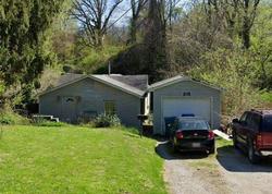 Pre-foreclosure in  FRANOR ST Alton, IL 62002