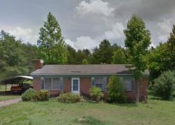 Pre-foreclosure in  SOMERSET DR Gastonia, NC 28052