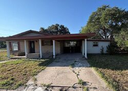  Graham Rd, Kenedy TX