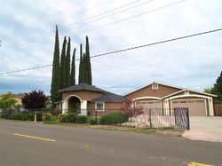 Pre-foreclosure in  ELM AVE Modesto, CA 95358