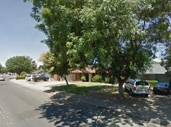 Pre-foreclosure in  POPPYPATCH DR Modesto, CA 95354