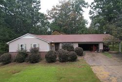 Pre-foreclosure in  TANNER RD Taylors, SC 29687