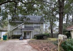 Pre-foreclosure in  MEAD CT Mandeville, LA 70448