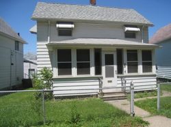 Pre-foreclosure in  18TH AVE East Moline, IL 61244