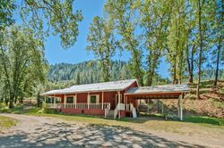 Pre-foreclosure in  E EVANS CREEK RD Rogue River, OR 97537