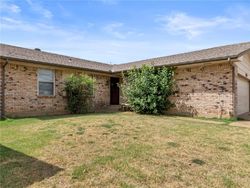 Pre-foreclosure in  STRAKA TER Oklahoma City, OK 73139