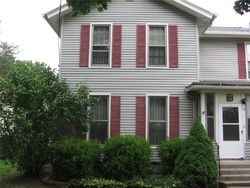 Pre-foreclosure Listing in MCKENZIE ST BERGEN, NY 14416