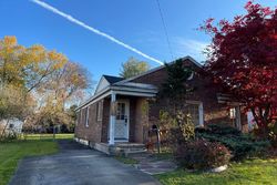 Pre-foreclosure in  WYOMING AVE Schenectady, NY 12308