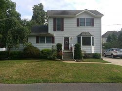 Pre-foreclosure in  MAYBERRY AVE Monroe Township, NJ 08831