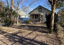 Pre-foreclosure in  LONDON AVE Egg Harbor City, NJ 08215