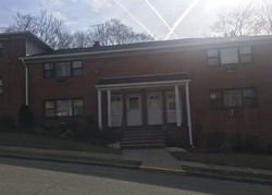 Pre-foreclosure Listing in COLONIAL DR APT B LITTLE FALLS, NJ 07424