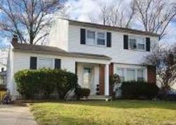 Pre-foreclosure in  GLADWYN AVE Merchantville, NJ 08109