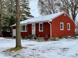 Pre-foreclosure in  FRANCIS ST Faribault, MN 55021