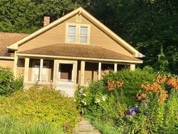 Pre-foreclosure Listing in SINGLETARY AVE SUTTON, MA 01590