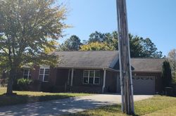 Pre-foreclosure in  MAY LN Athens, AL 35613