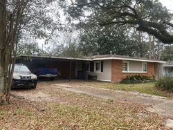 Pre-foreclosure in  S FAIRFAX DR Baton Rouge, LA 70806