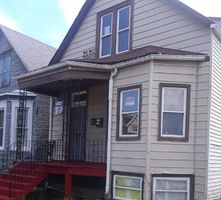 Pre-foreclosure in  S MAY ST Chicago, IL 60621