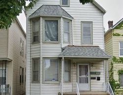 Pre-foreclosure in  S MANISTEE AVE Chicago, IL 60617