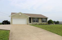 Pre-foreclosure in  BEASLEY BLVD Elizabethtown, KY 42701