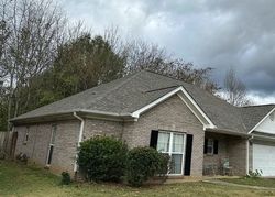 Pre-foreclosure in  CAHAWBA LN Leeds, AL 35094