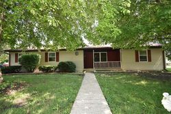Pre-foreclosure Listing in S PARK AVE FOWLER, IN 47944