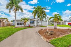 Pre-foreclosure in  NW 15TH CT Hollywood, FL 33024