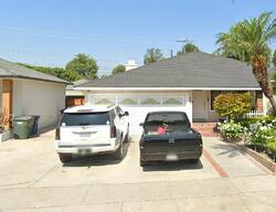 Pre-foreclosure in  ADENMOOR AVE Lakewood, CA 90713