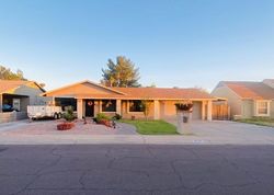 Pre-foreclosure in  W HIGHLAND AVE Phoenix, AZ 85037