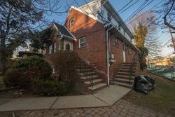 Pre-foreclosure Listing in COLUMBIA AVE CLIFFSIDE PARK, NJ 07010