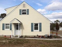 Pre-foreclosure in  MORNINGSIDE ST Toms River, NJ 08757