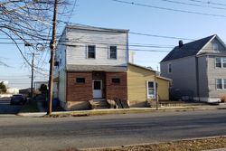 Pre-foreclosure Listing in LEWANDOWSKI ST LYNDHURST, NJ 07071