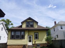 Pre-foreclosure in  JAMESON RD Cleveland, OH 44129