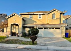 Pre-foreclosure in  BLUE MAIDEN WAY Elk Grove, CA 95624