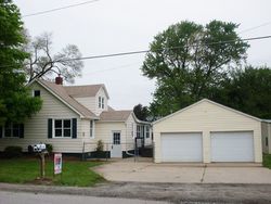 Pre-foreclosure in  35TH AVE East Moline, IL 61244