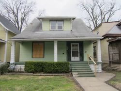 Pre-foreclosure in  S 36TH ST Louisville, KY 40211