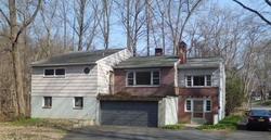 Pre-foreclosure in  DEERHAUNT DR Croton On Hudson, NY 10520