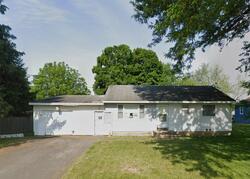 Pre-foreclosure in  FRAWLEY DR Baldwinsville, NY 13027
