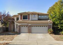 Pre-foreclosure in  SHELTER HILL DR Fairfield, CA 94534