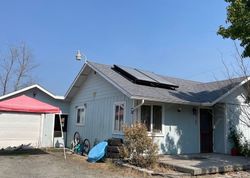 Pre-foreclosure in  REDWOOD AVE Grants Pass, OR 97527