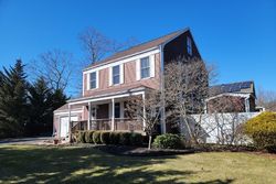Pre-foreclosure in  KING RD Rocky Point, NY 11778