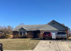 Pre-foreclosure in  RED OAK WAY Mooresville, IN 46158