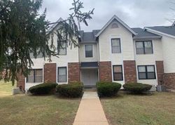 Pre-foreclosure Listing in WHITE CAP LN APT A FLORISSANT, MO 63033