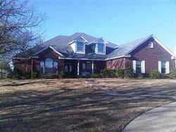 Pre-foreclosure in  RIVER PLACE DR Belton, TX 76513