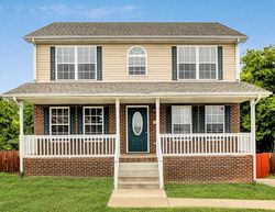 Pre-foreclosure in  ARTHURS CT Clarksville, TN 37040