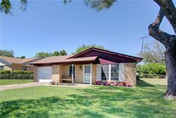 Pre-foreclosure Listing in ARTHUR DR KENNEDALE, TX 76060
