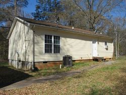 Pre-foreclosure in  SEMINOLE CT Spartanburg, SC 29301