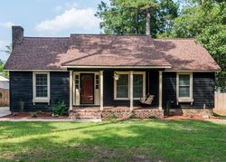 Pre-foreclosure in  HONEYSUCKLE LN Florence, SC 29506