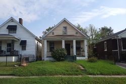 Pre-foreclosure in  CLEVELAND AVE East Saint Louis, IL 62205